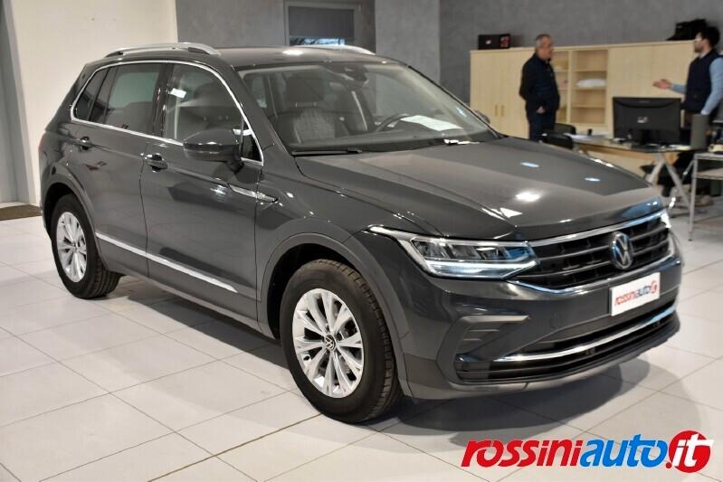 VOLKSWAGEN TIGUAN 1.5 TSI 150 CV DSG LIFE + TECH PACK RUOTINO