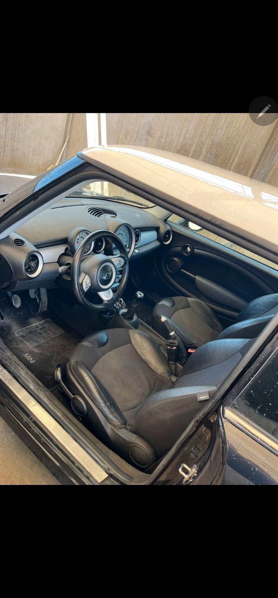 Mini Cooper D 110cv