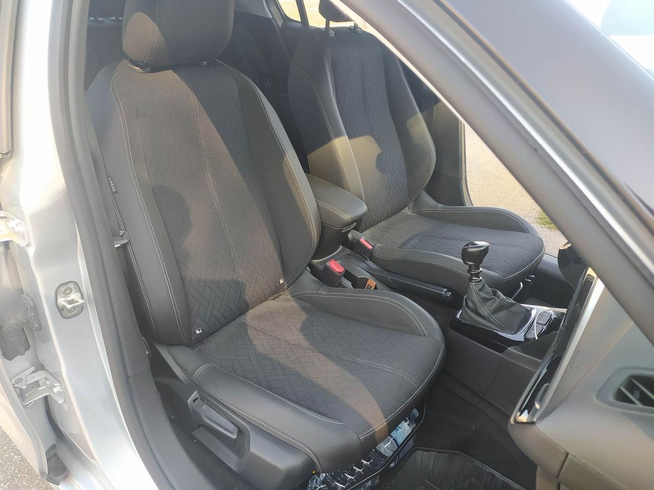 Opel Corsa Elegance 1.2 Direct Injection Tur #6846