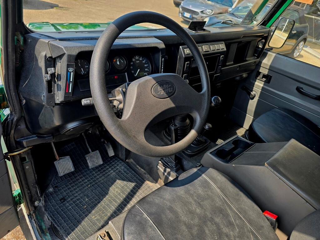 Land Rover Defender 110 TD5 CREW CAB "E"