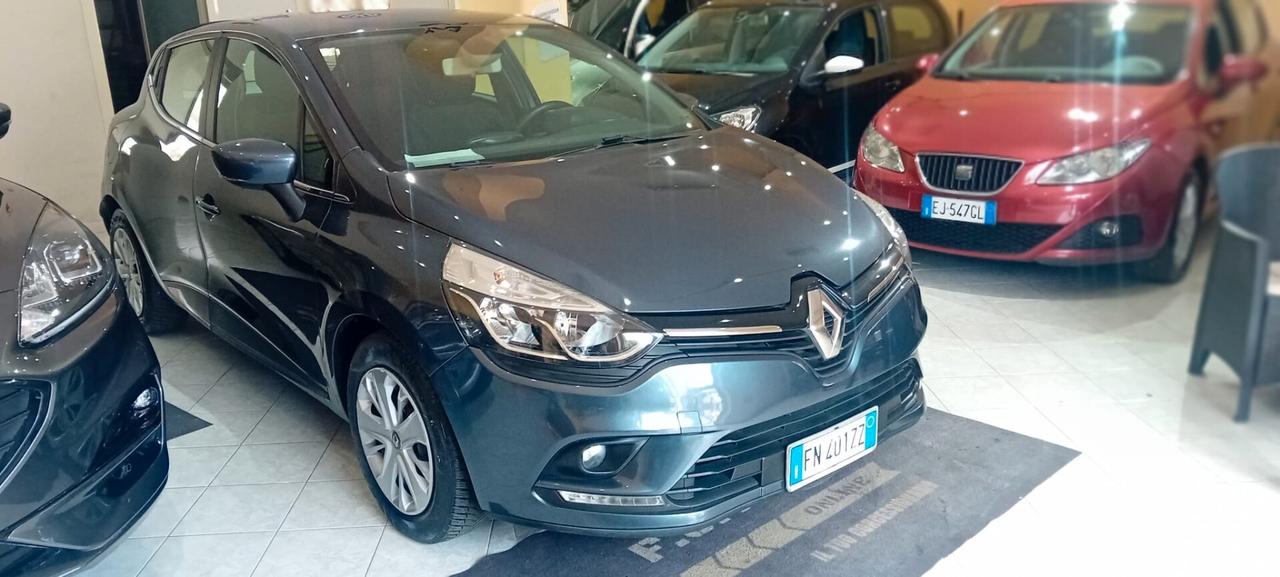 Renault Clio TCe 12V 90CV Start&Stop 5 porte Energy Intens