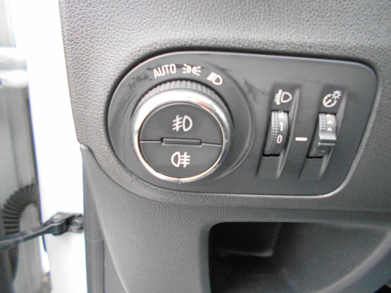 Opel Crossland X 1.6 ECOTEC D 8V Start&Stop Ultimate