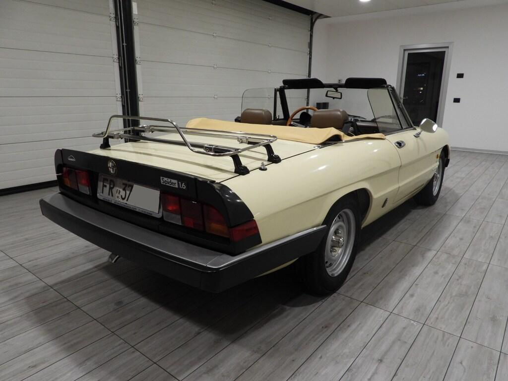 Alfa Romeo Spider 1.6
