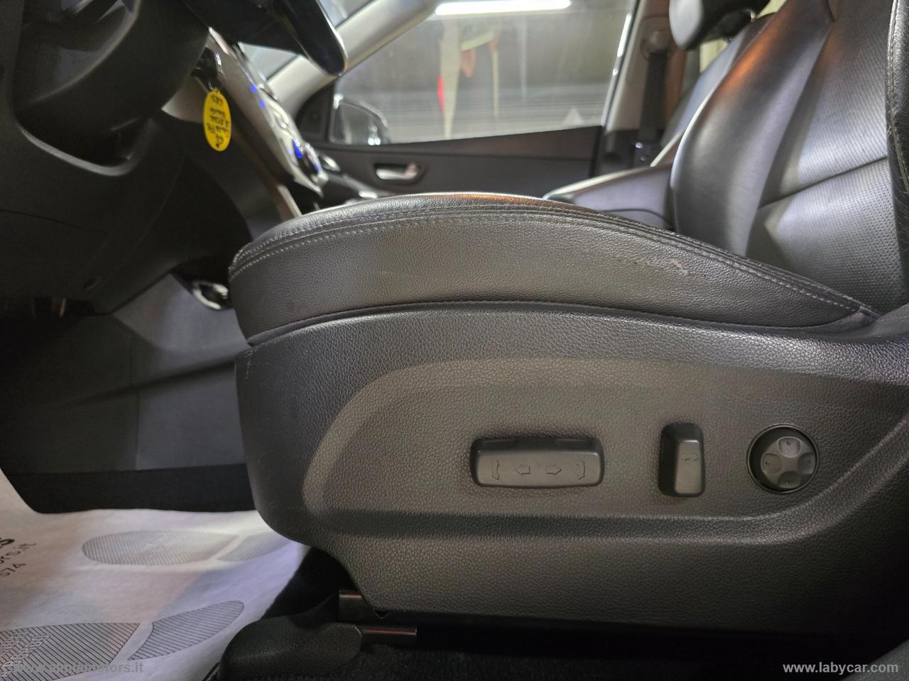 HYUNDAI Santa Fe 2.2 CRDi 4WD A/T Style