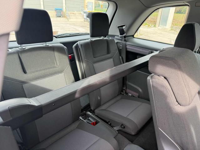 OPEL Zafira 1.6 16V VVT Cosmo senza nessun lavoro da fare