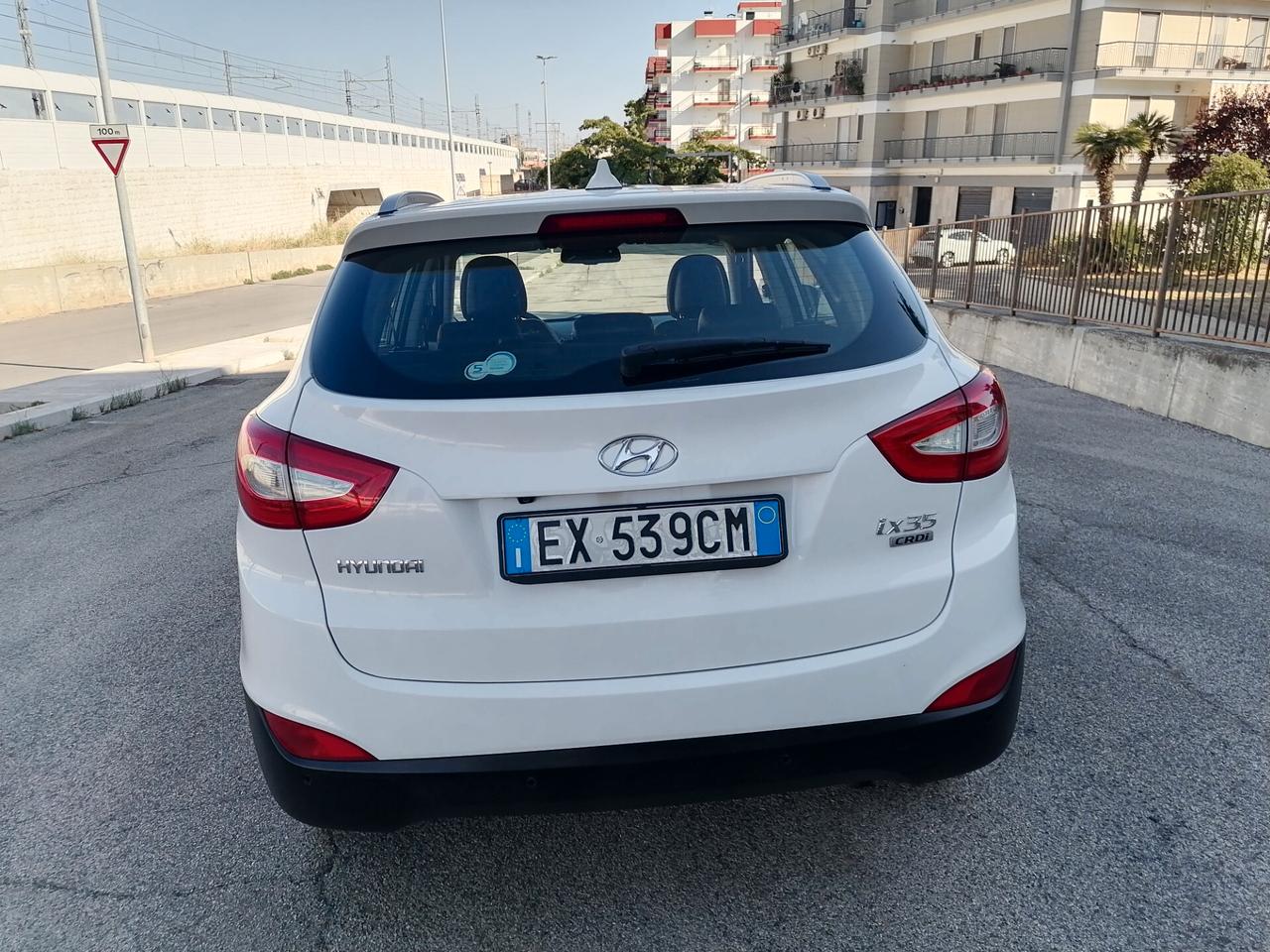 Hyundai iX35 1.7 CRDi 2WD Xpossible 2014