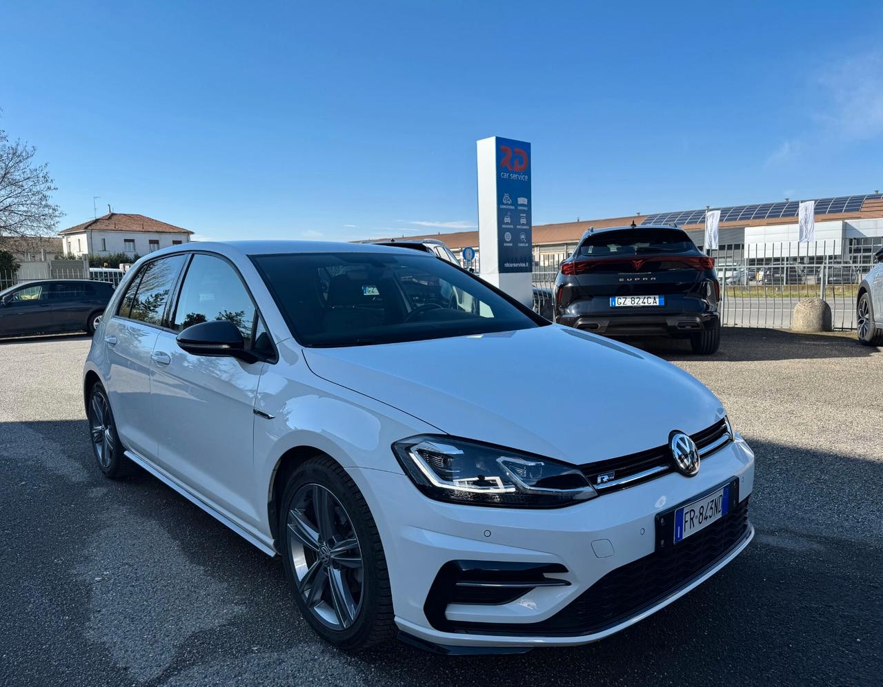 Volkswagen Golf 1.6 TDI 115 CV Sport R-Line + Full Led + Dynaudio