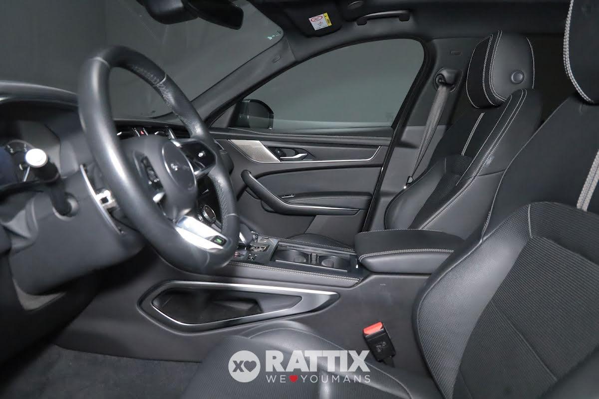 Jaguar F-Pace 2.0d i4 Mhev 204CV R-Dynamic Black AWD Auto + tetto panoramico