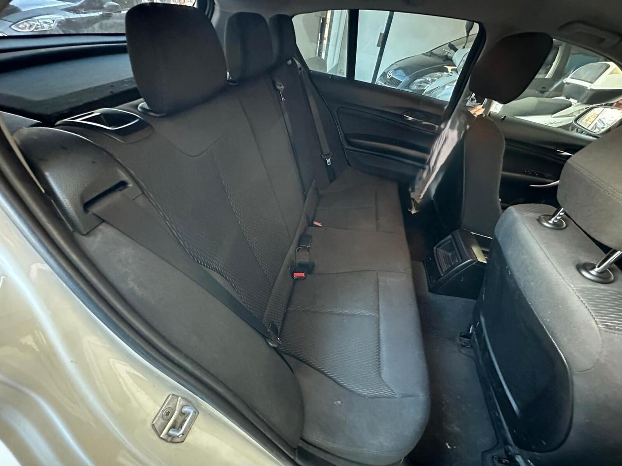 Bmw 114 114d 5p. Sport