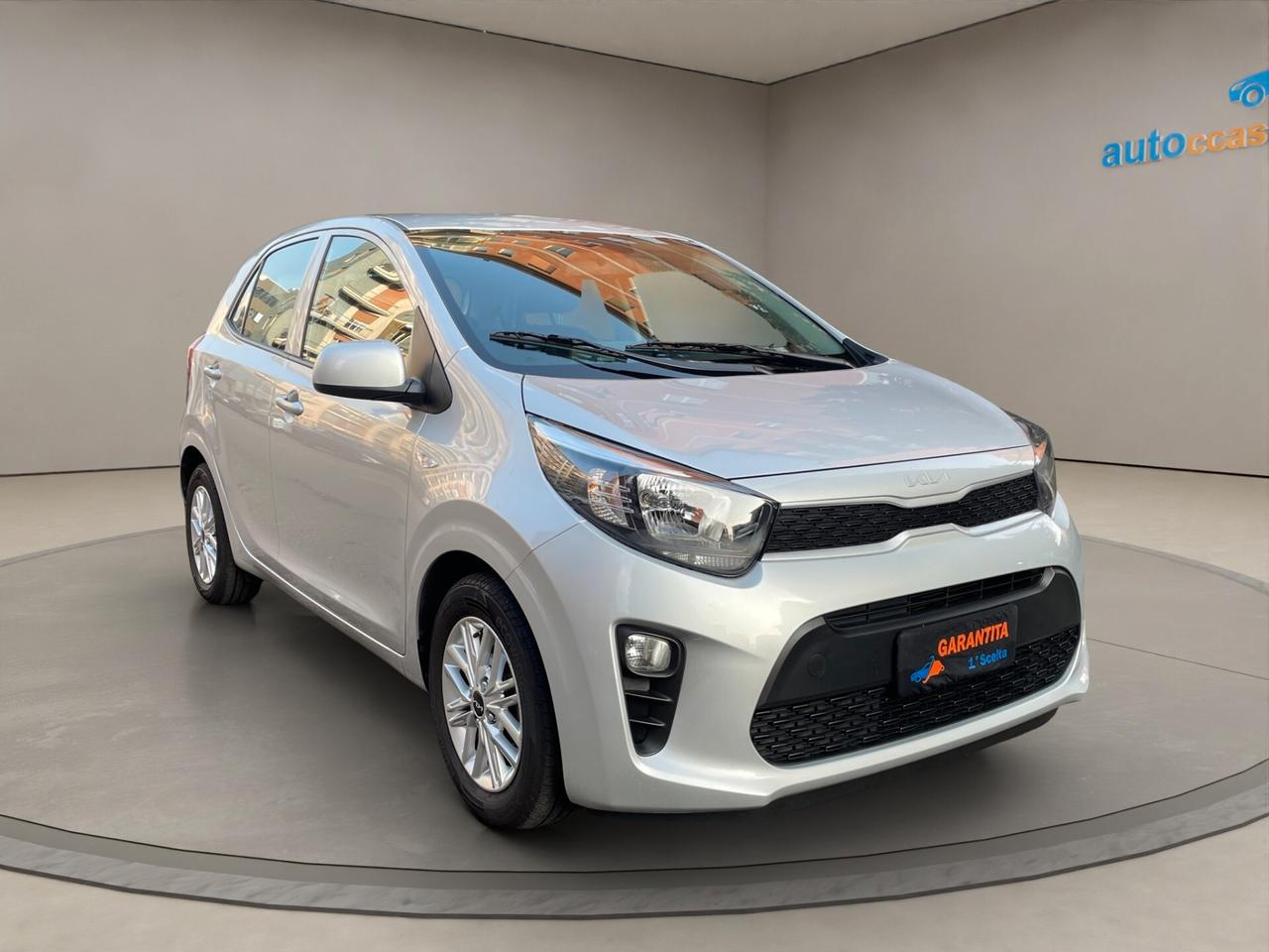 Kia Picanto AUTOMATICA - NEOPATENTATI