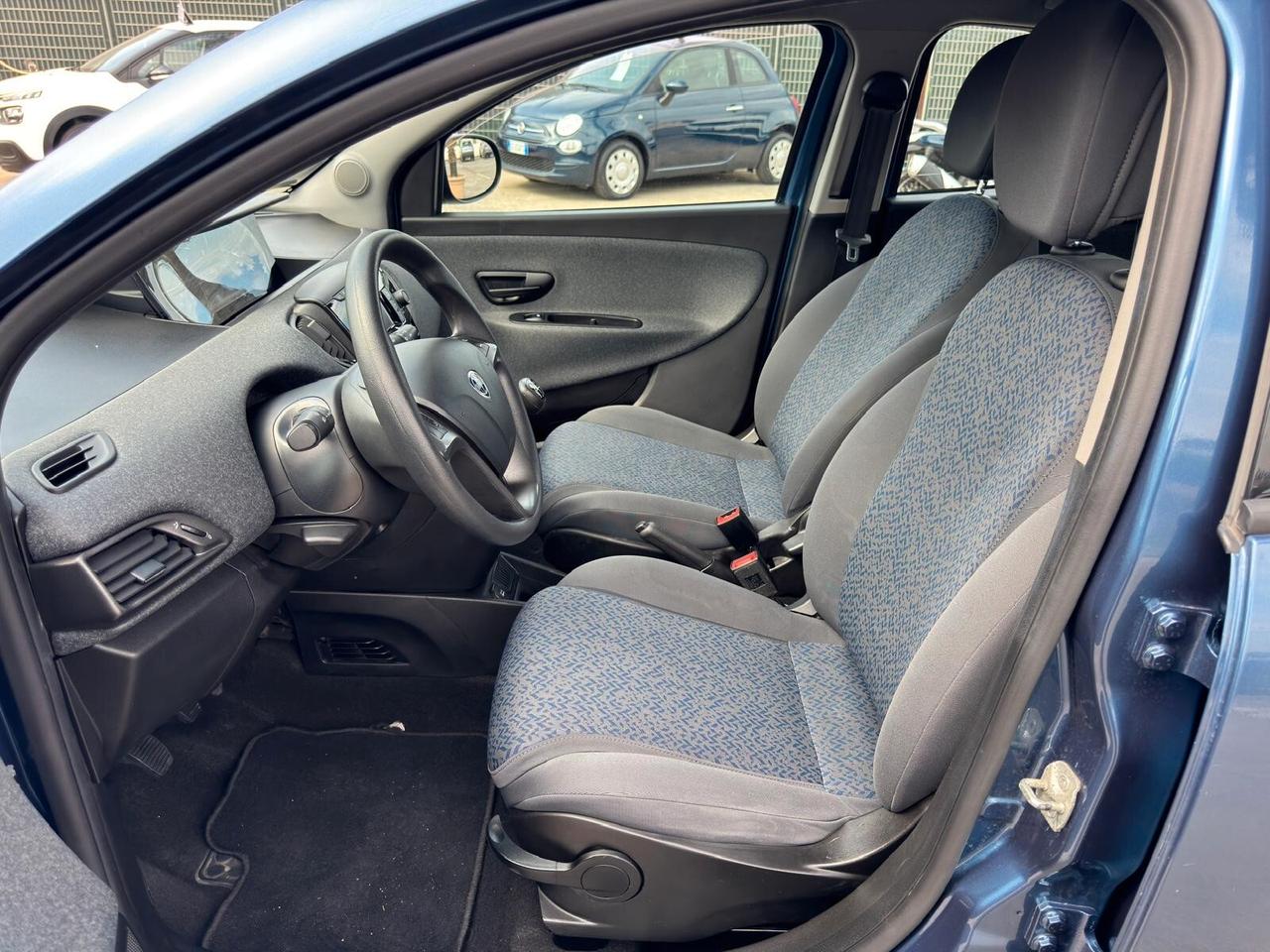 Lancia Ypsilon Y Gold 1.0 FireFly 70cv S&S Hybrid 2022