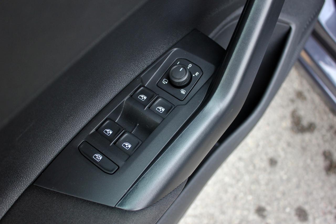 Volkswagen Polo Life 1.0 TSI DSG7 SOLO 4.600 KM!