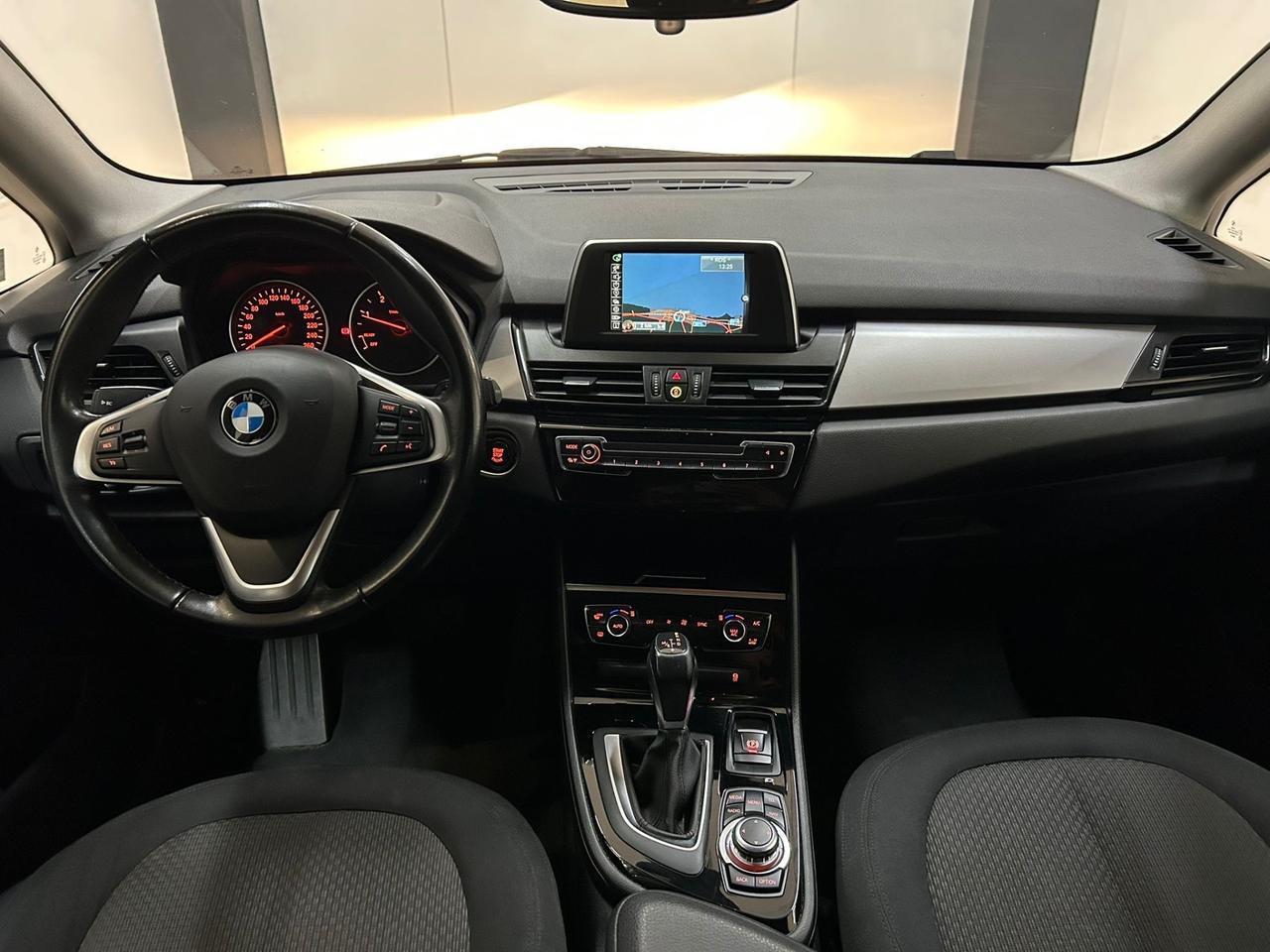Bmw 2er Active Tourer 218d Advantage