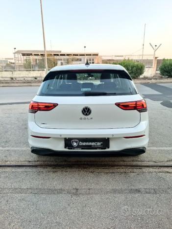 VOLKSWAGEN Golf 1.0 TSI EVO Life I.E