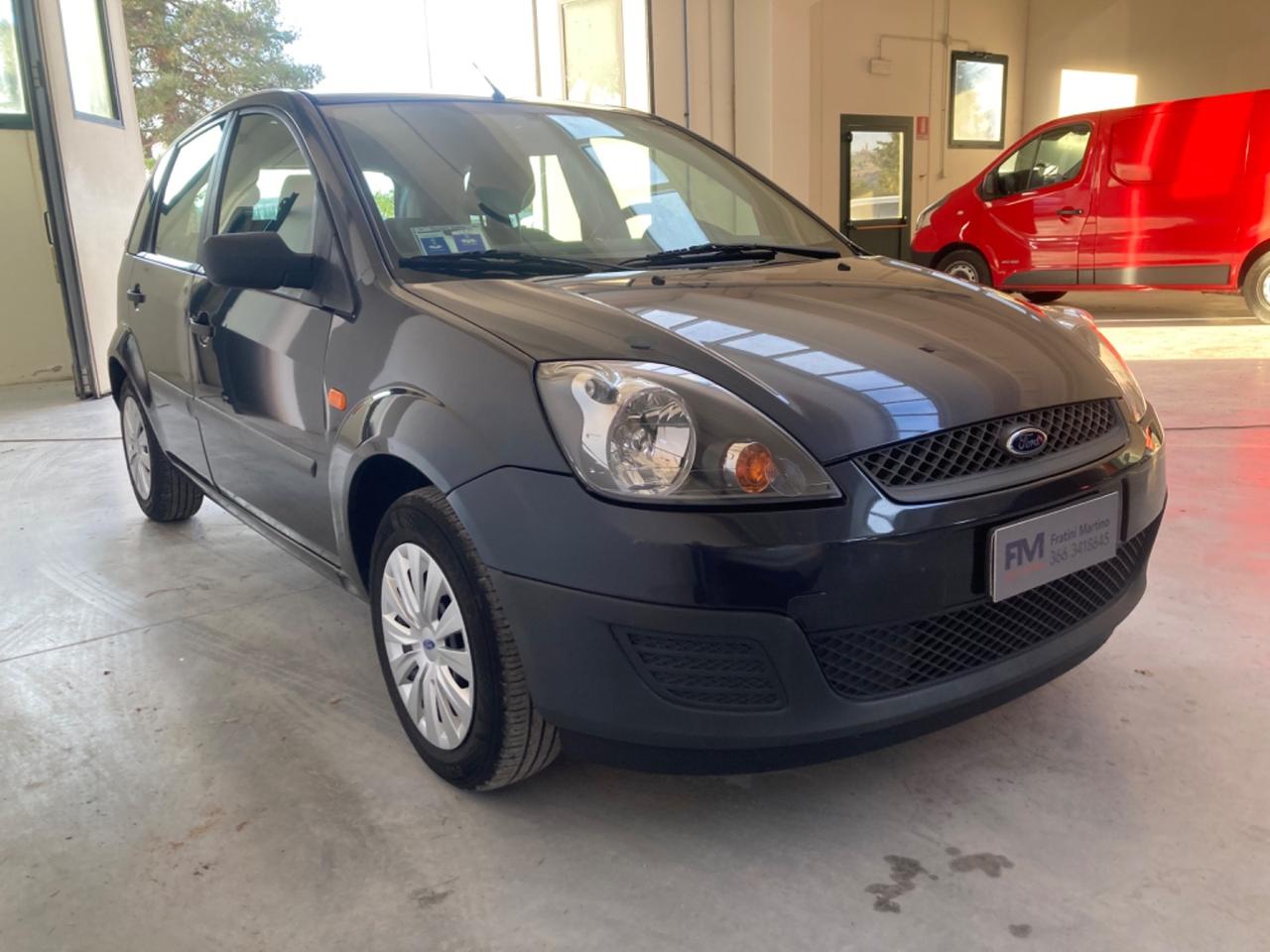 Ford Fiesta 1.4 TDCi 5p. Ghia per neopatentati