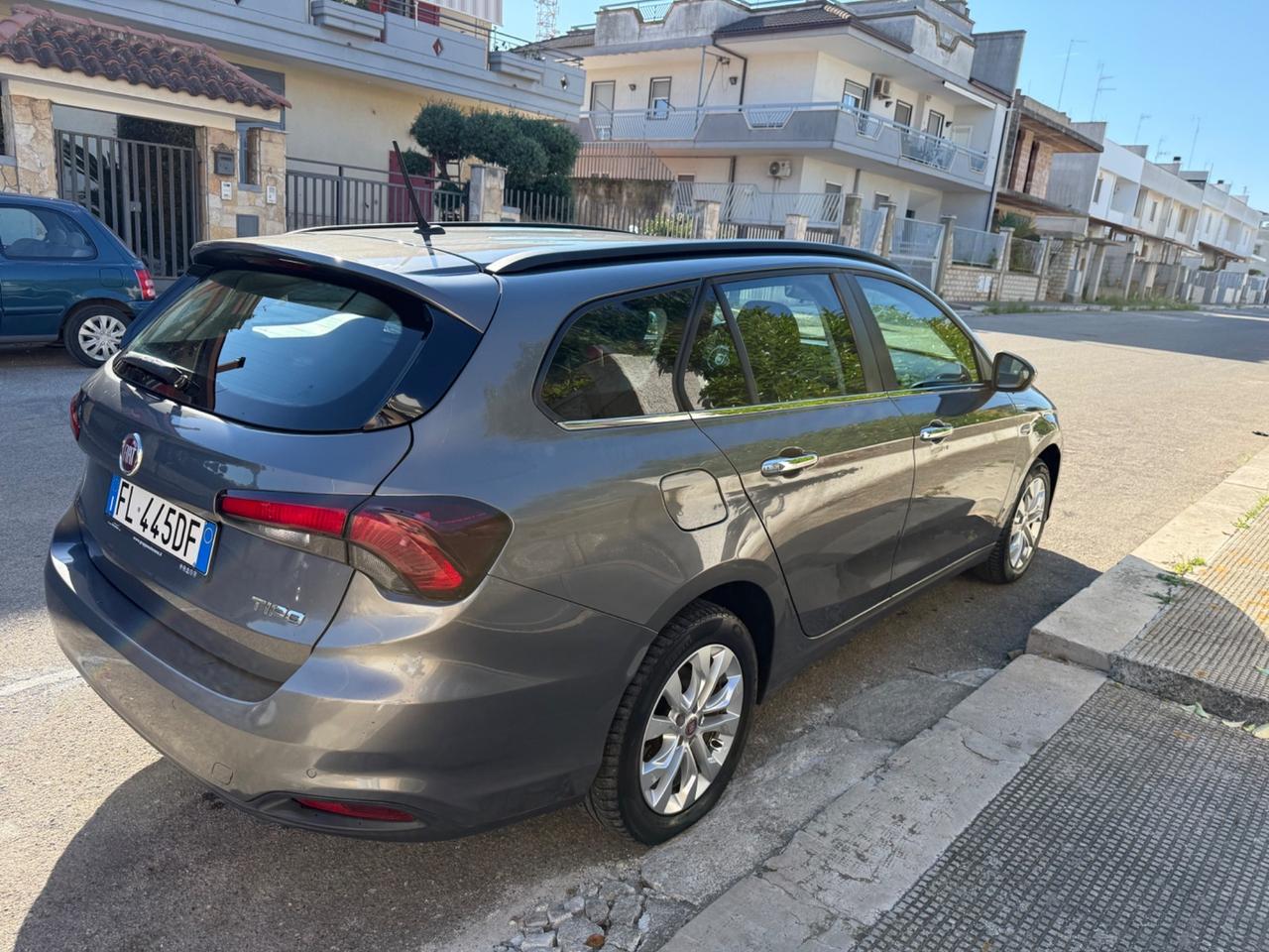 Fiat Tipo 1.6 Mjt S&S DCT 5 porte S-Design