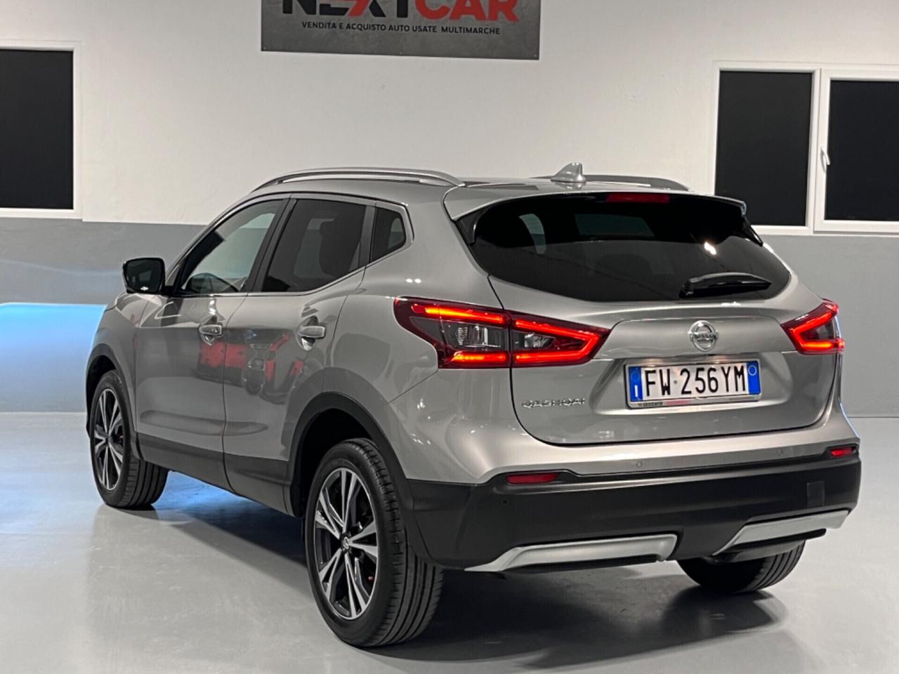 Nissan Qashqai 1.5 dci Tekna FULL OPTIONAL! EURO 6!