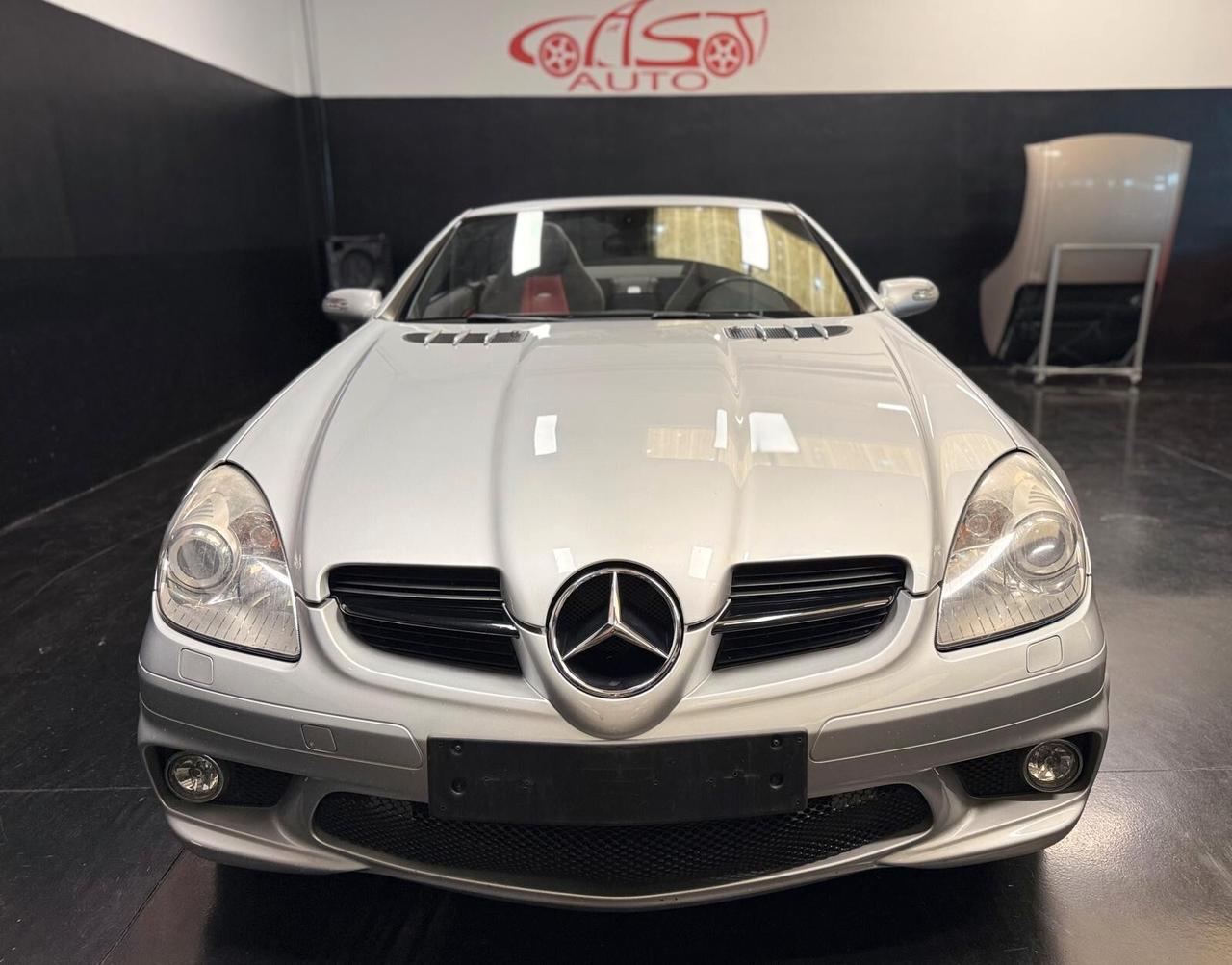 Mercedes SLK 55 AMG asi