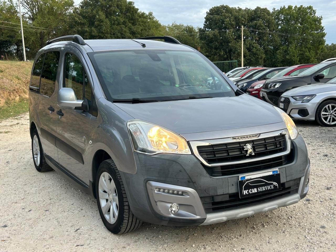 Peugeot Partner Tepee BlueHDi 100 Outdoor Euro6