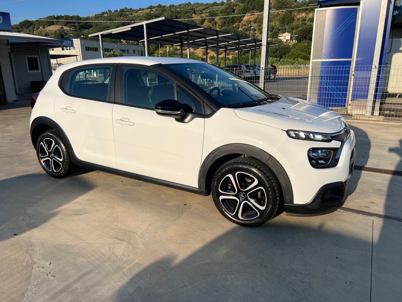 Citroen C3 BlueHDi 100 S&S Shine Pack