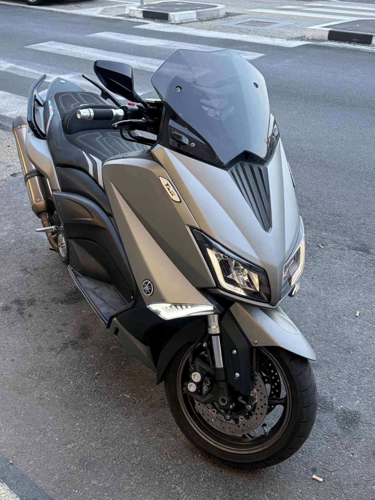 Yamaha T Max 530 Iron