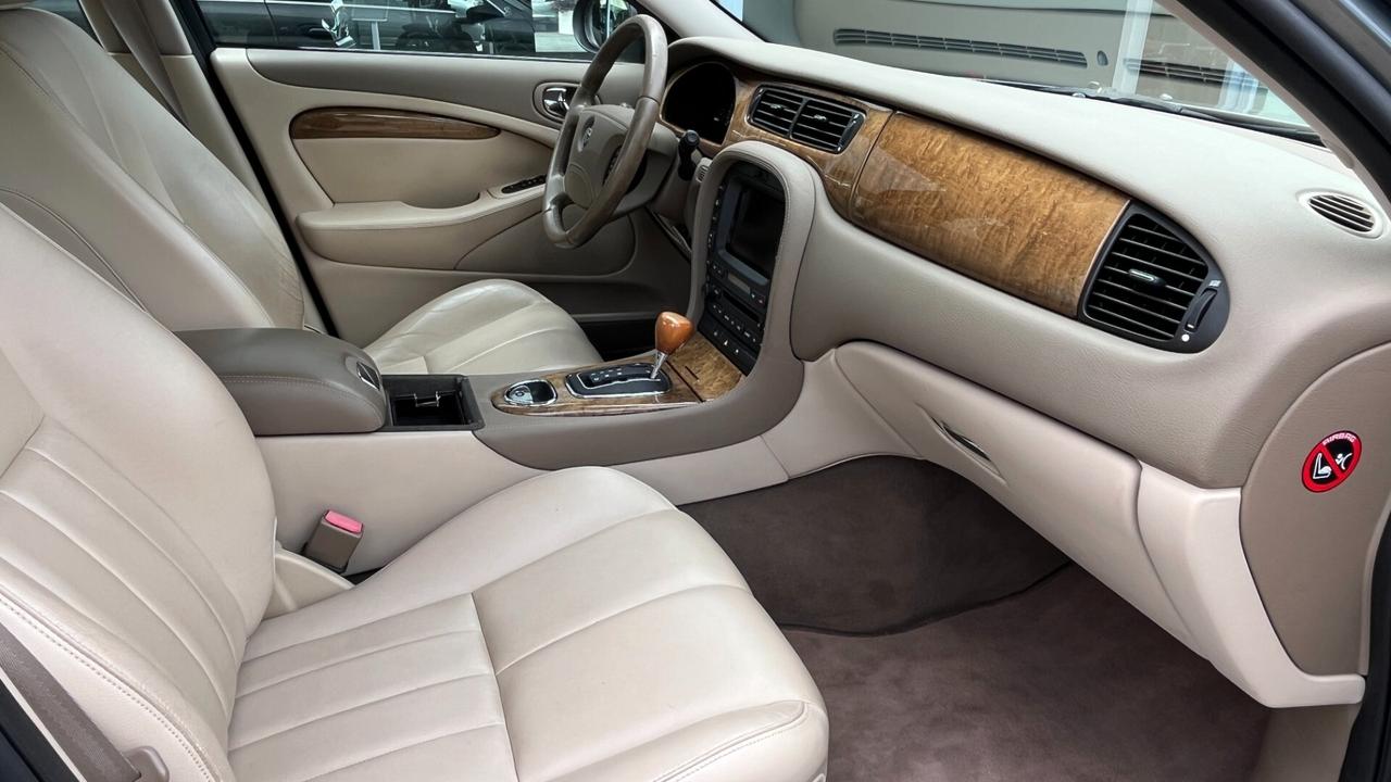 Jaguar S-Type (X202) 3.0 V6 24V cat Executive
