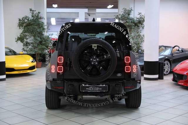 Land Rover Defender 90 P525|V8|22''|SCARICO|TETTO|PEDANE|BLACK PACK
