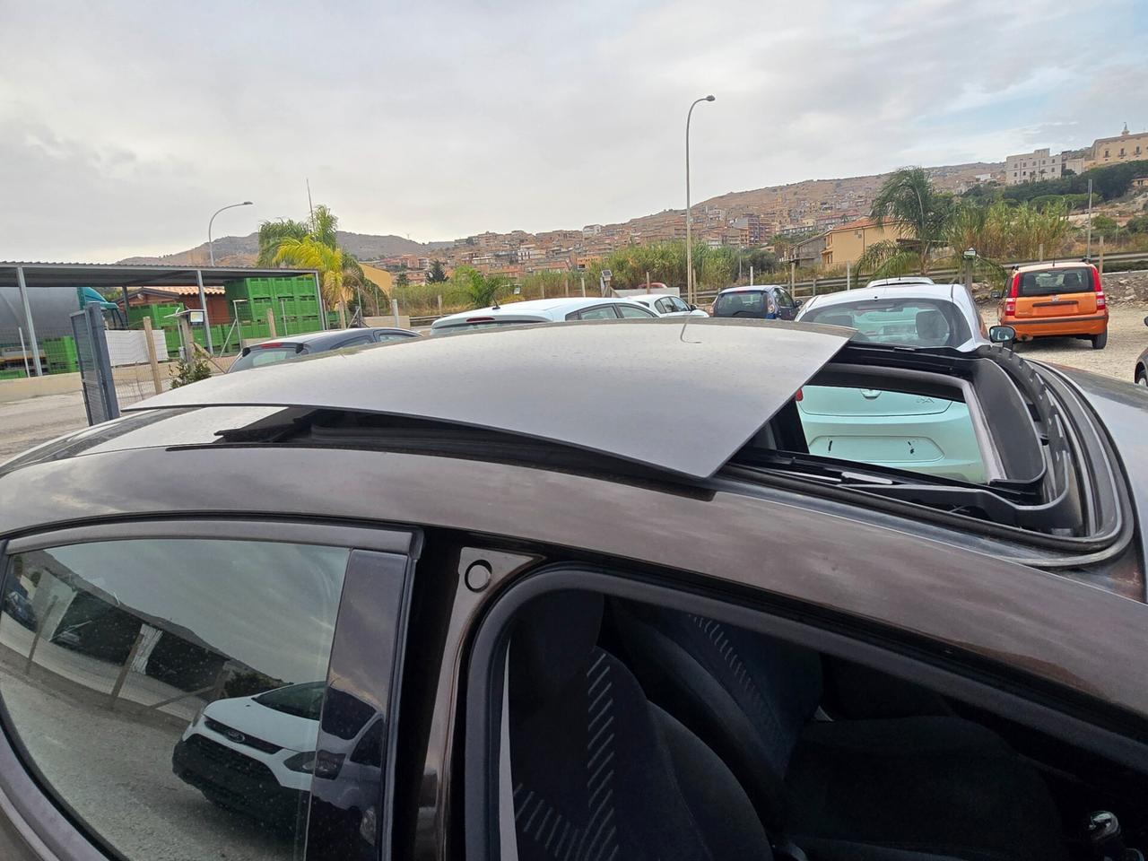 Lancia Ypsilon 1.2 tettuccio panoramico