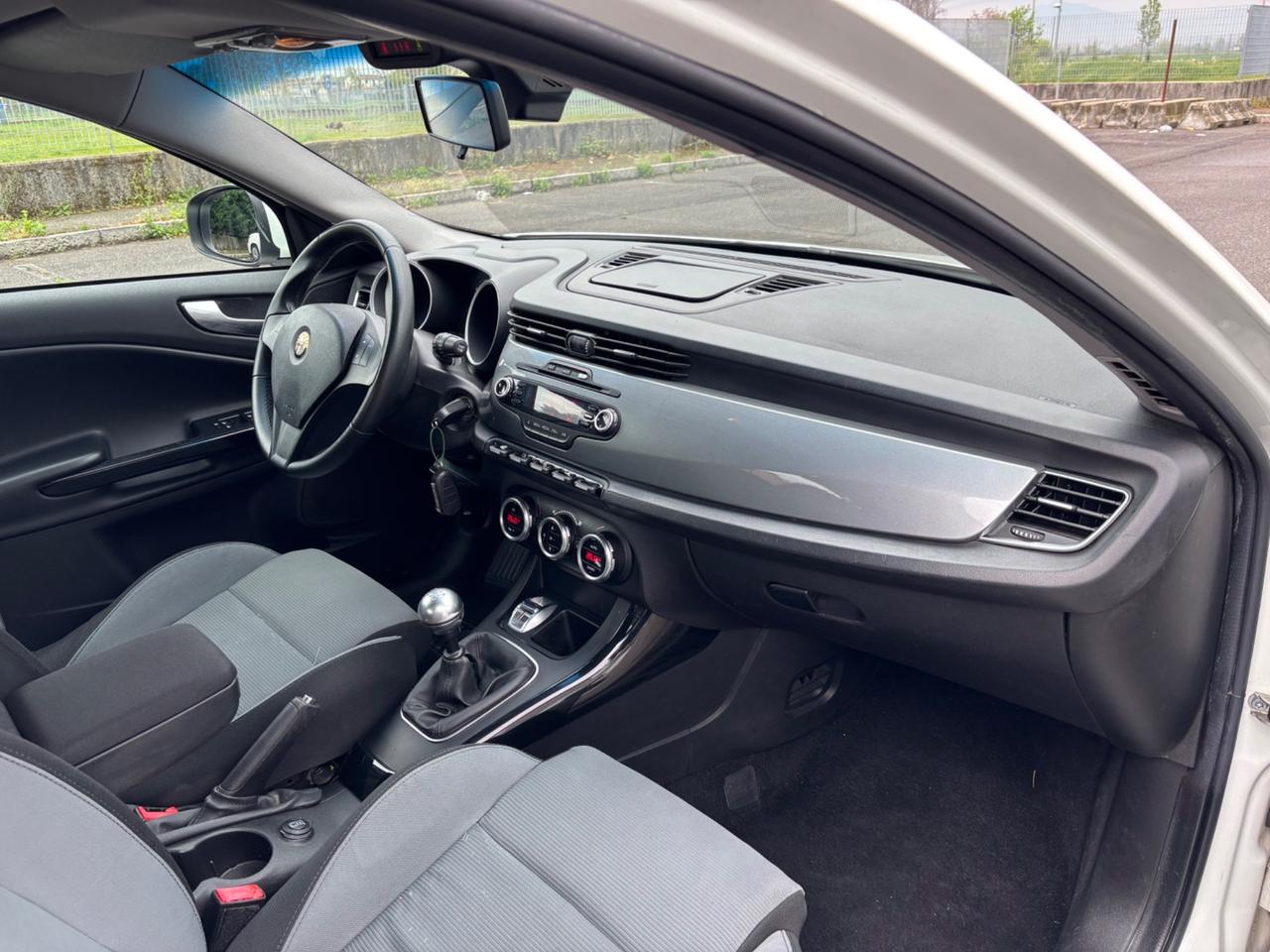 Alfa Romeo Giulietta 1.6 JTDm-2 105 CV GARANZIA