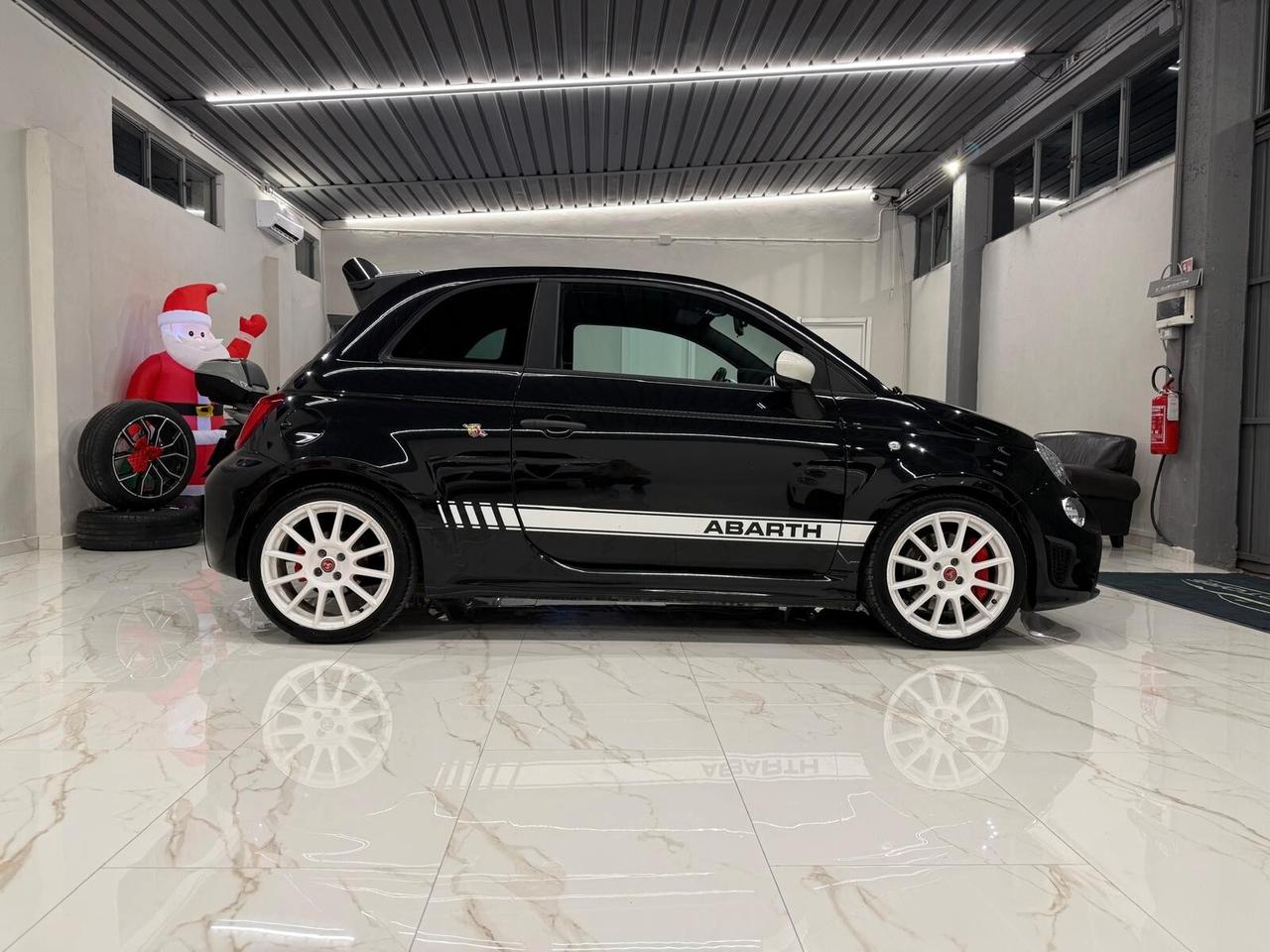 Abarth 695 1.4 Turbo T-Jet 180 CV