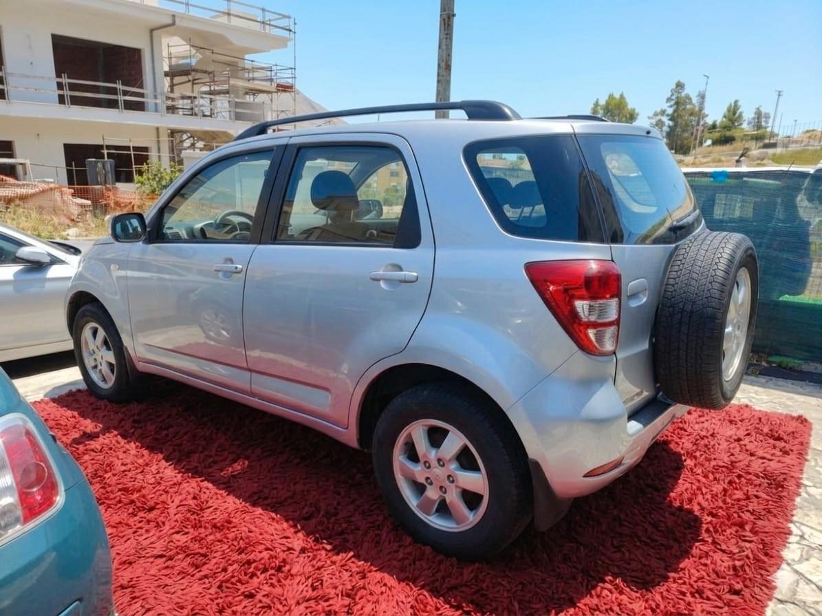 Daihatsu Terios 1.5 benzina 4WD Automatico