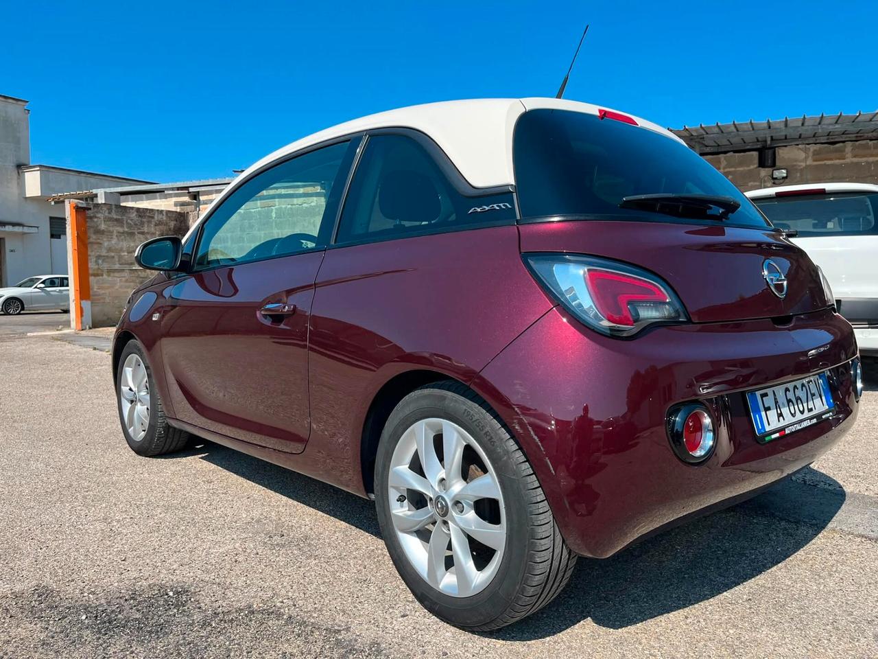 Opel Adam Rocks 1.2 70 CV