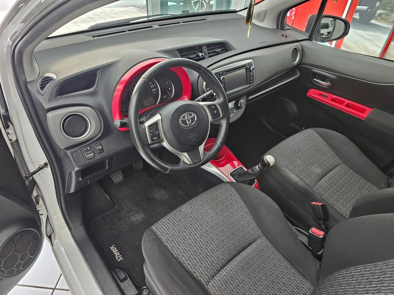 Toyota Yaris 1.4 D-4D 5 porte Lounge