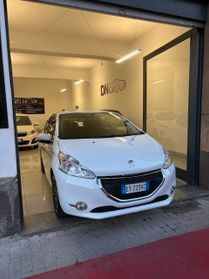 Peugeot 208 1.4 HDi 68 CV 5 porte Allure