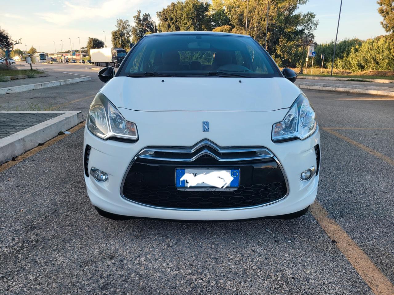 Ds DS3 3 1.2 VTi SoChic Gpl Neopatentati