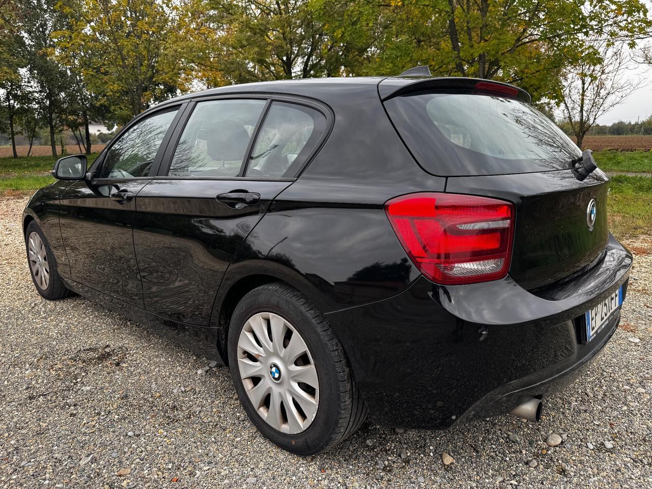 Bmw 116 116d 5p. Urban