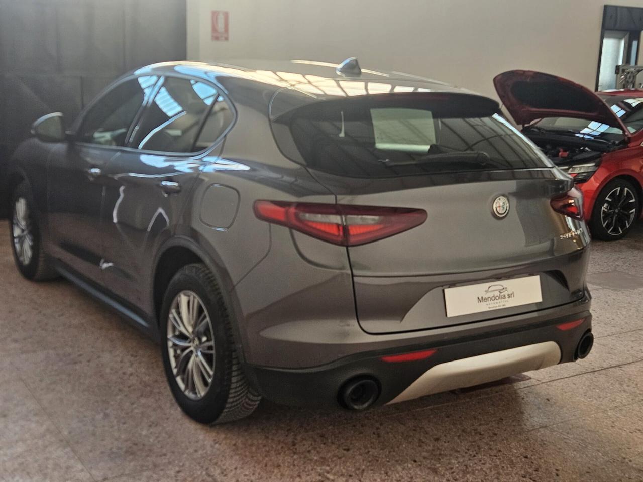 Alfa Romeo Stelvio 2.2 Turbodiesel 190 CV AT8 Q4 Business