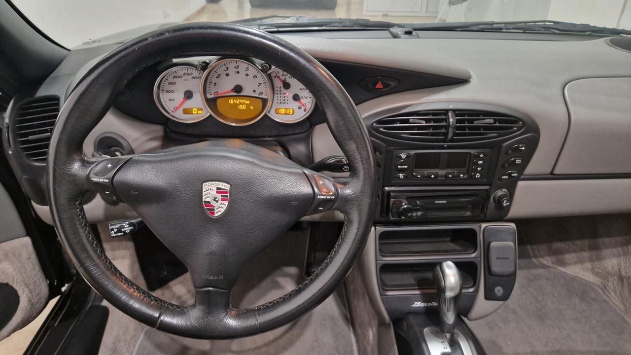 Porsche Boxster 3.2i 24V cat S