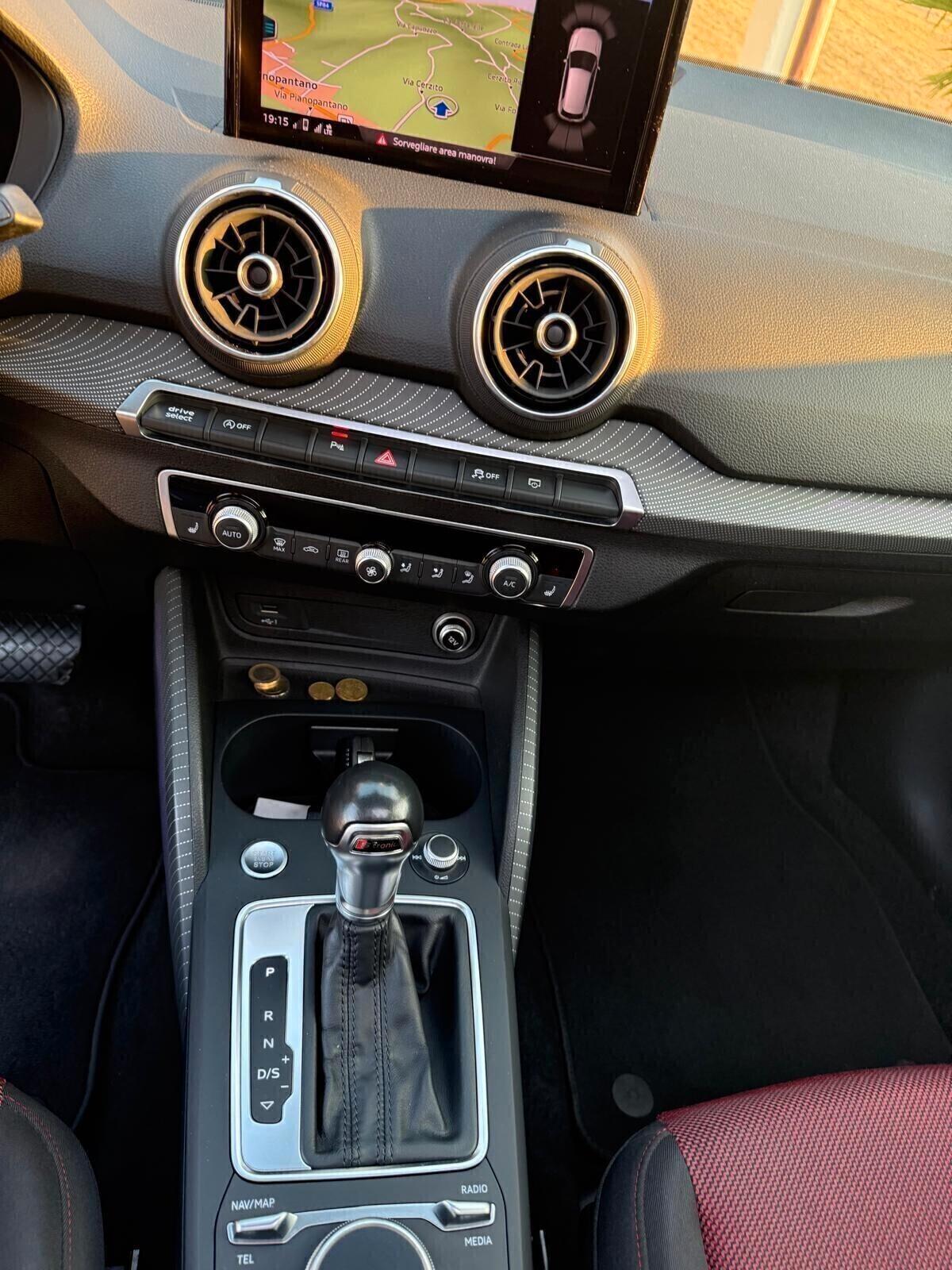 Audi Q2 35 TDI S tronic line Edition