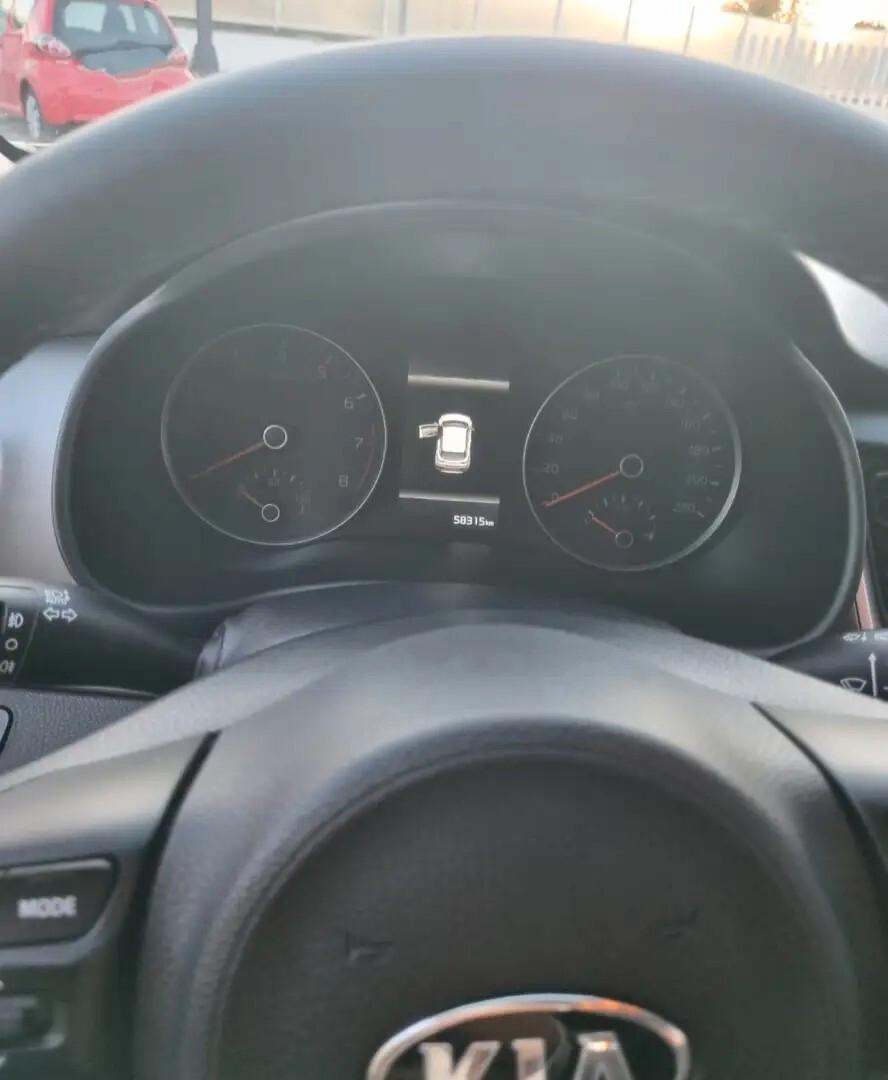 Kia Stonic 1.2 DPI ECO GPL Style b/color