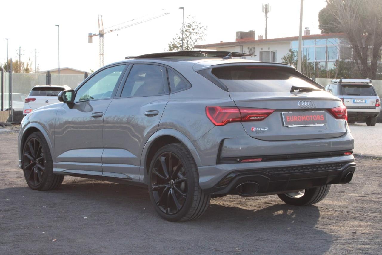 Audi Q3 RS Q3 SPB quattro S tronic