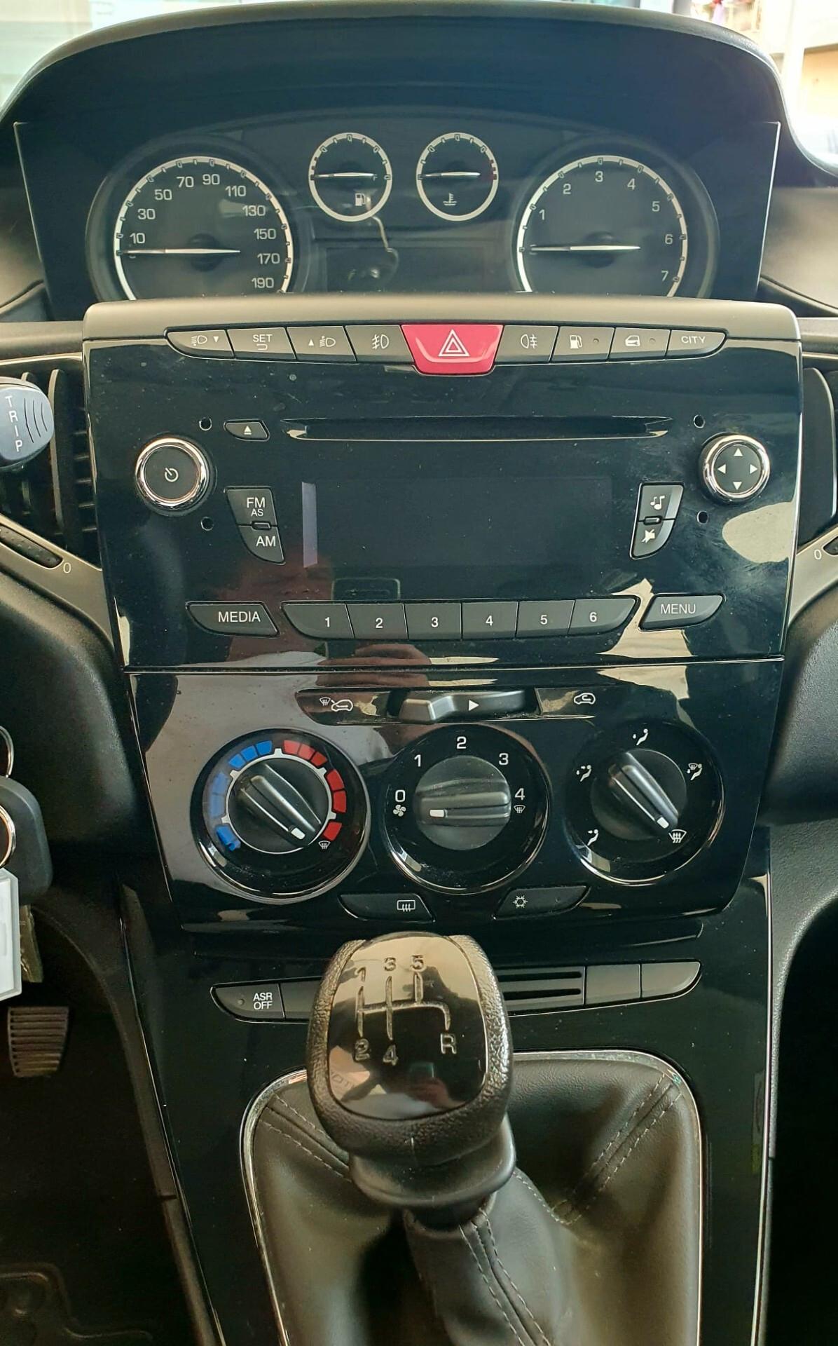 Lancia Ypsilon 1.2 BENZ. - 2014 - KM. 138.000