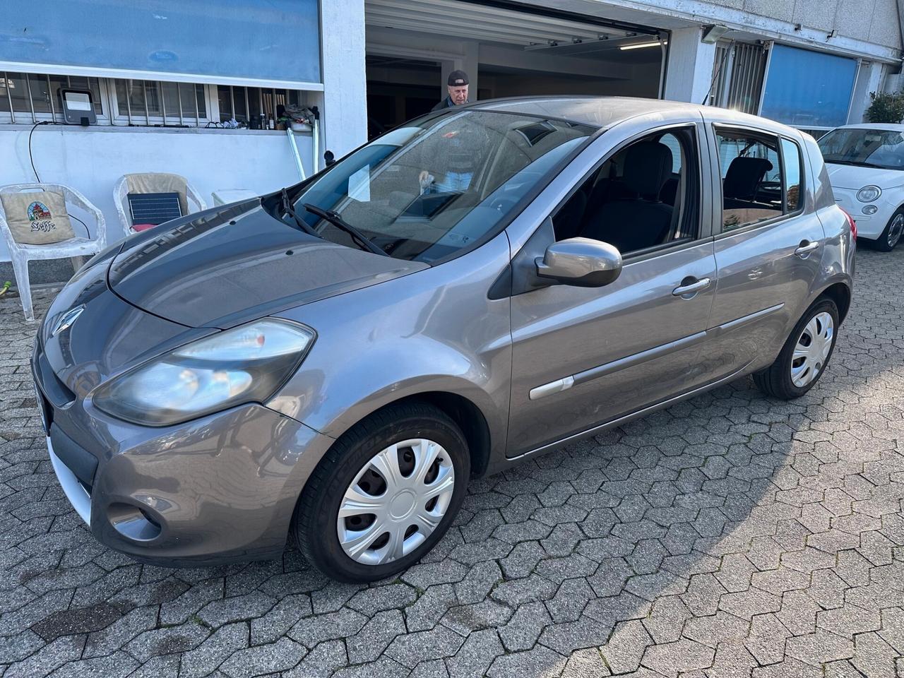 Renault Clio 1.2 16V 5 porte Dynamique*EURO5*NEOPATENTATI