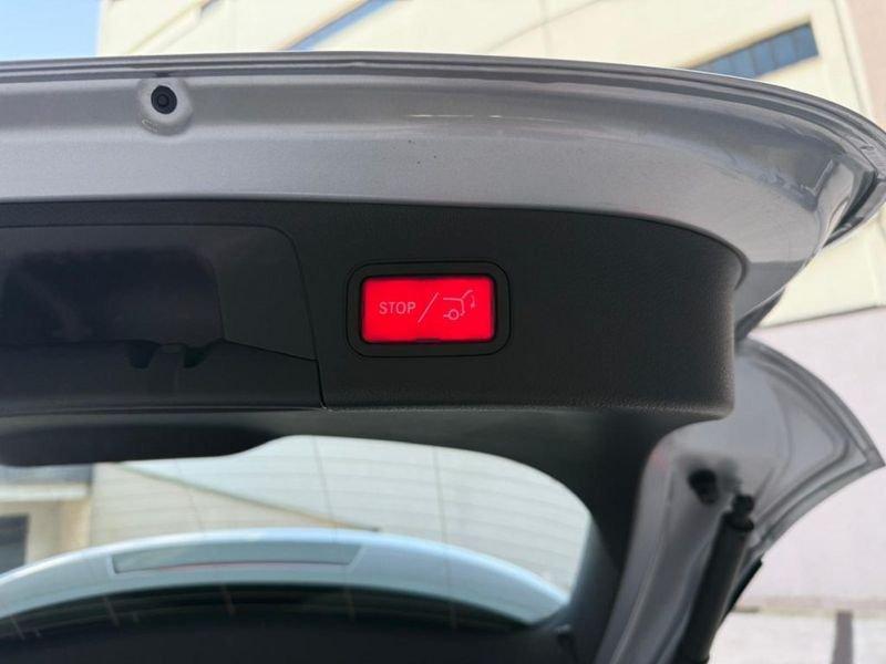 Mercedes-Benz GLA 180 Automatic AMG Line Premium