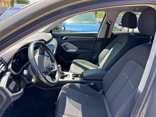 AUDI Q3 35 TDI S tronic