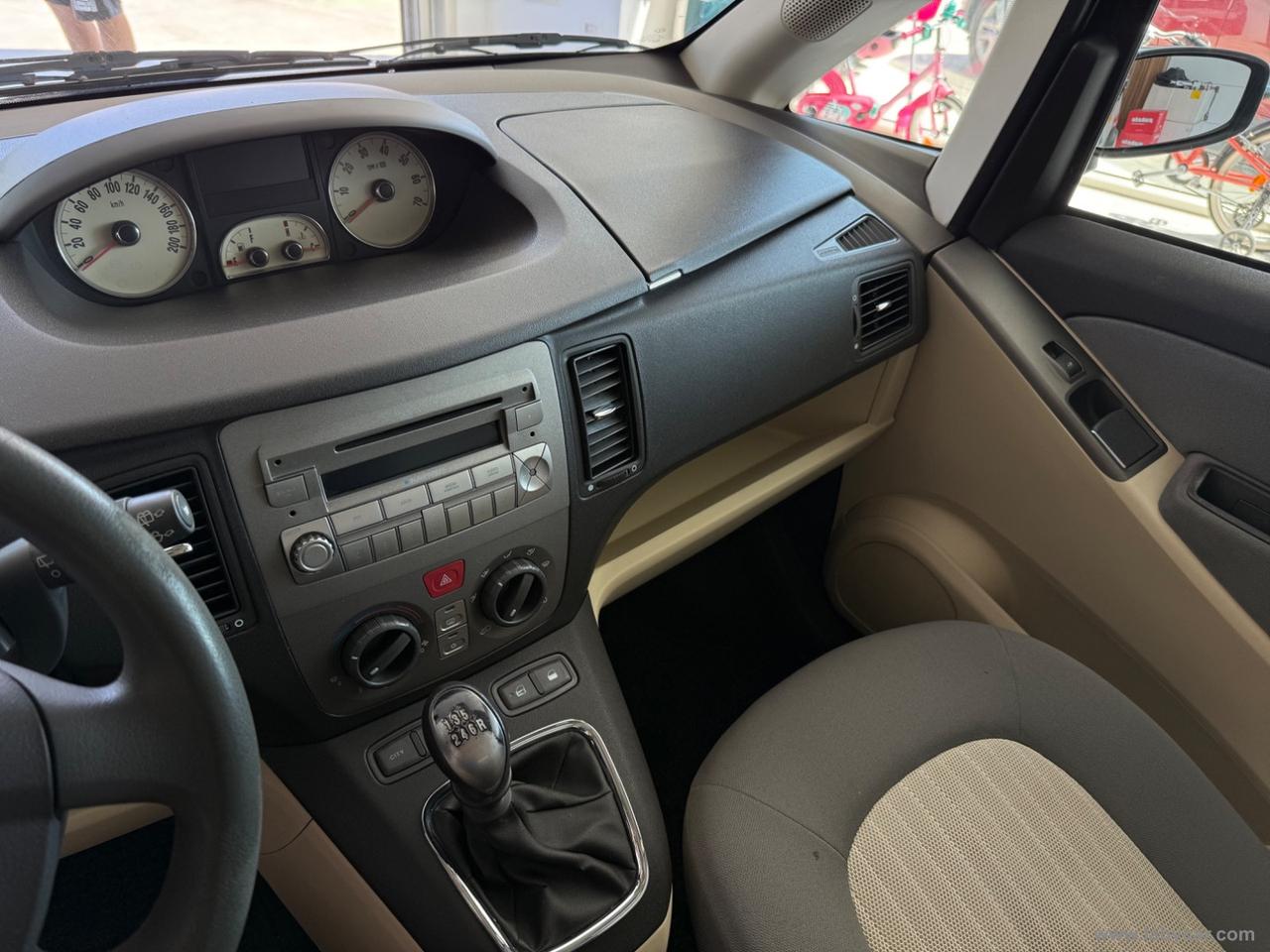 LANCIA Musa 1.4 16V Oro
