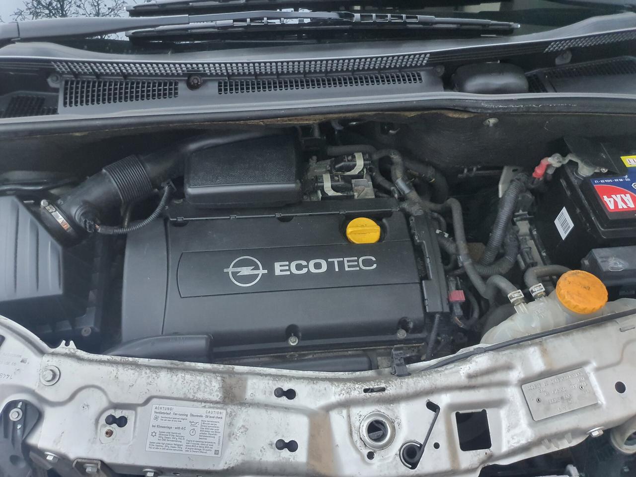 Opel Meriva 1.6 16V Cosmo NEOPATENTATI