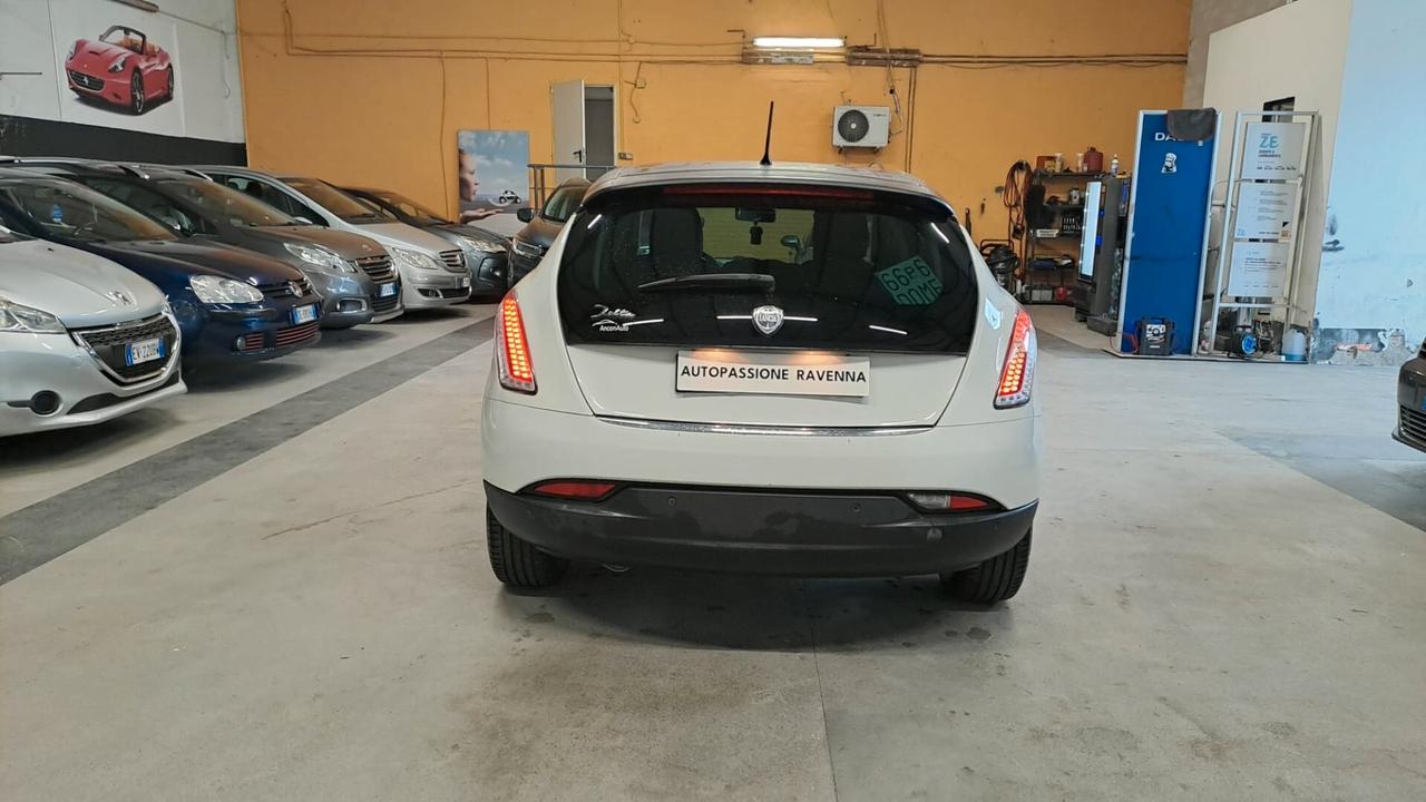 Lancia Delta 1.4 T-Jet 120 CV Gold Ecochic GPL, neopatentati