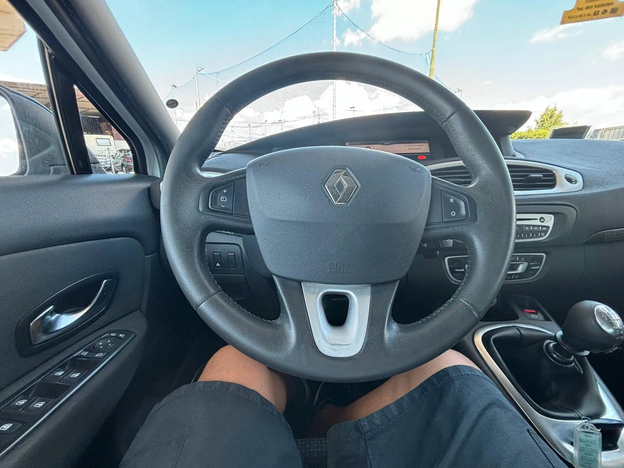 Renault Scenic Scénic X-Mod 1.9 dCi 130CV Dynamique