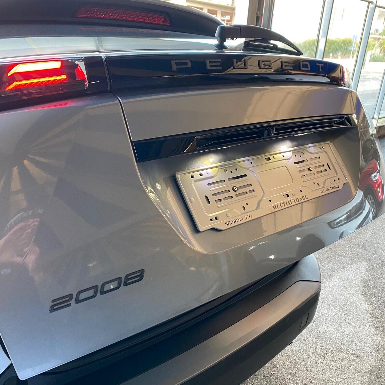 Peugeot 2008 PureTech 100 cv S&S "8 mila km"